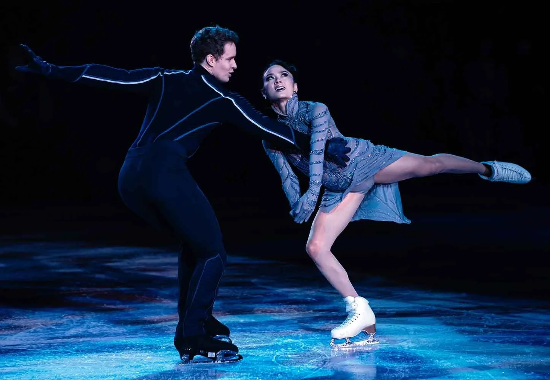 乐游棋牌花样滑冰赛事精彩瞬间